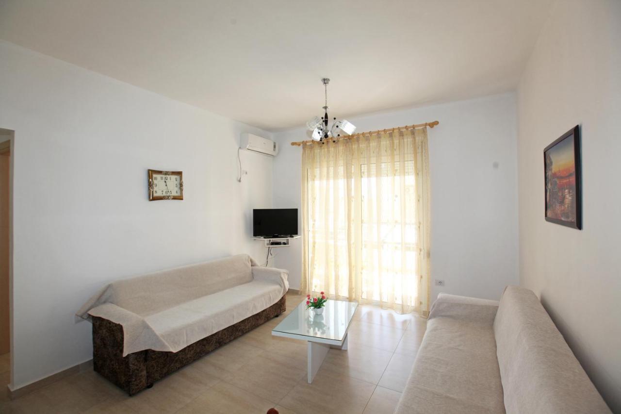Teo Apartaments Sarande Exterior photo